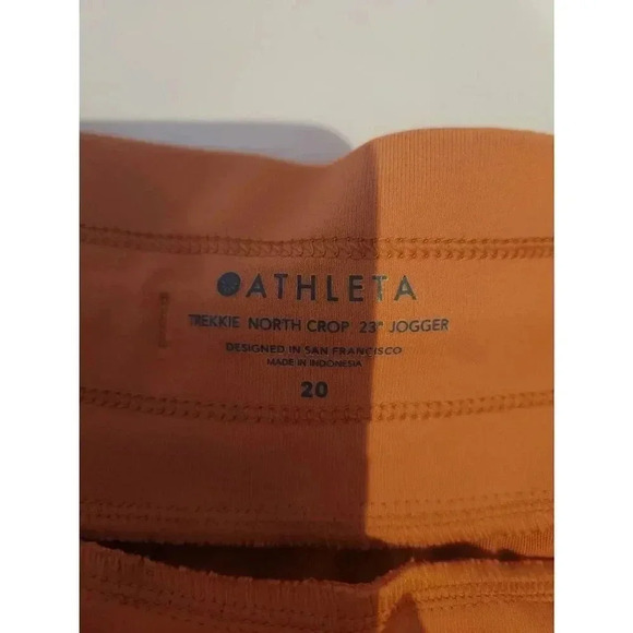 Athleta Trekkie North Short Orange Size 20 - Picture 3 of 8